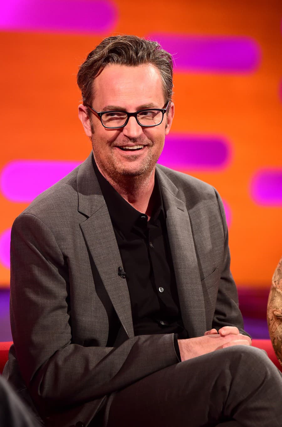 Matthew Perry († 54).