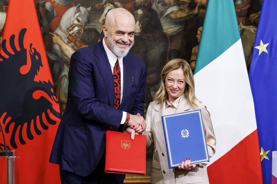 Albánsky premiér Edi Rama