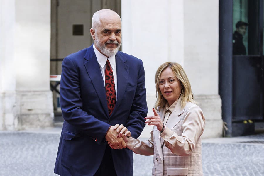 Albánsky premiér Edi Rama