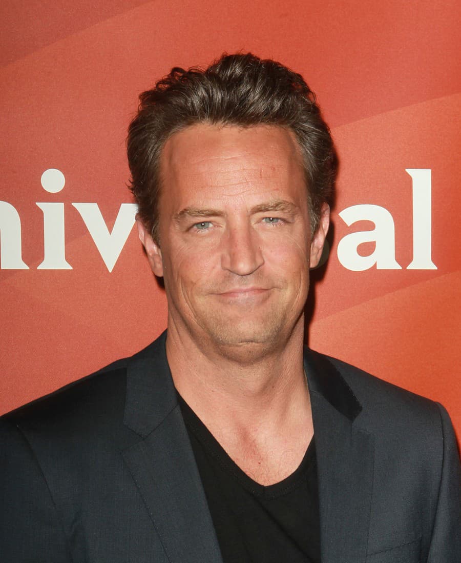 Matthew Perry zomrel vo