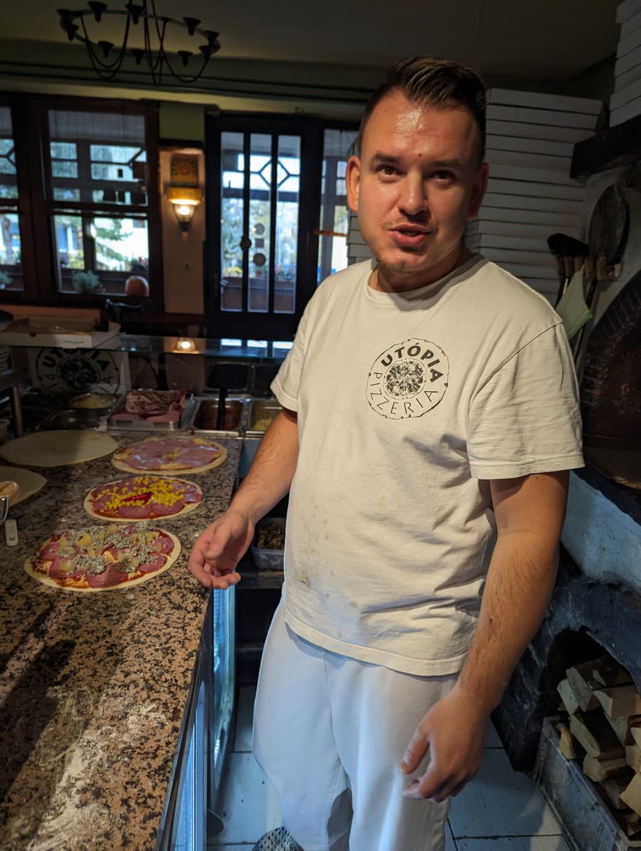 Peter (39), kuchár, Pizzeria Utópia,