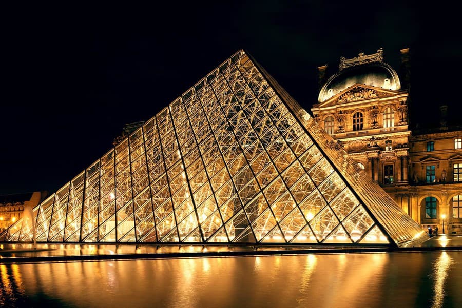Francúzske múzeum Louvre.
