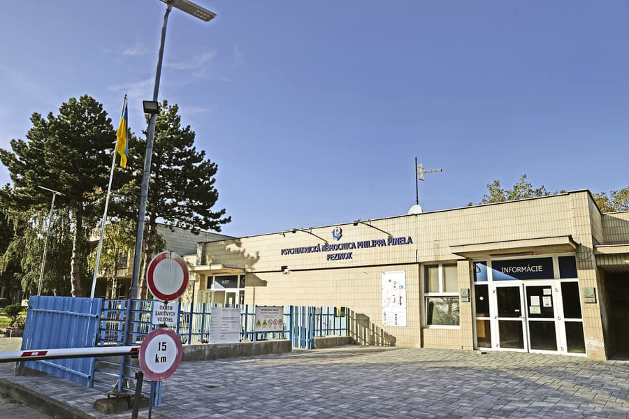Z psychiatrickej kliniky v Pezinku Rasťo odišiel po pár týždňoch protialkoholického liečenia. 