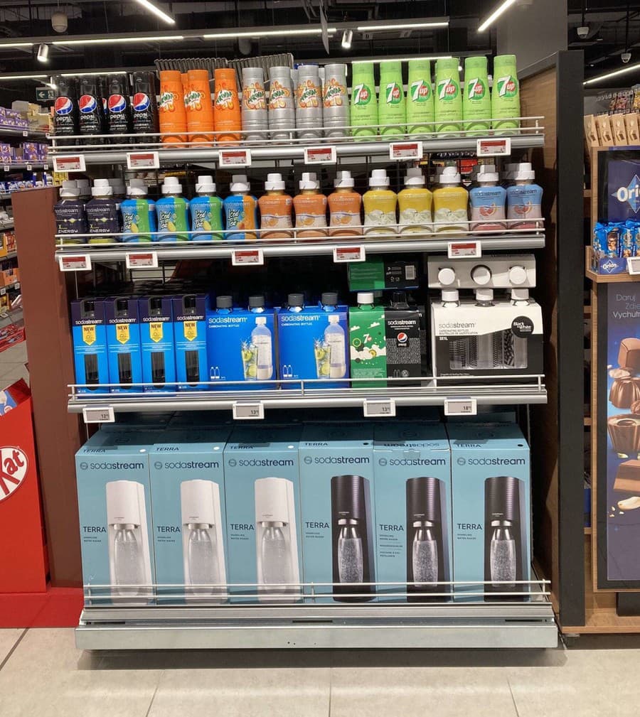 Prístroj, príchute a príslušenstvo SodaStream si už zákazníci môžu kúpiť aj v predajniach BILLA.