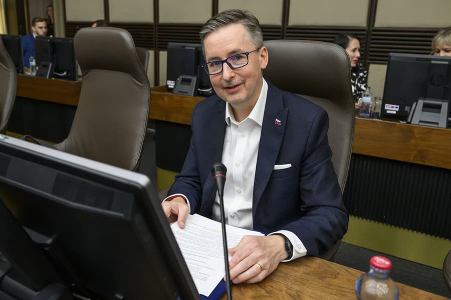 Na snímke minister hospodárstva