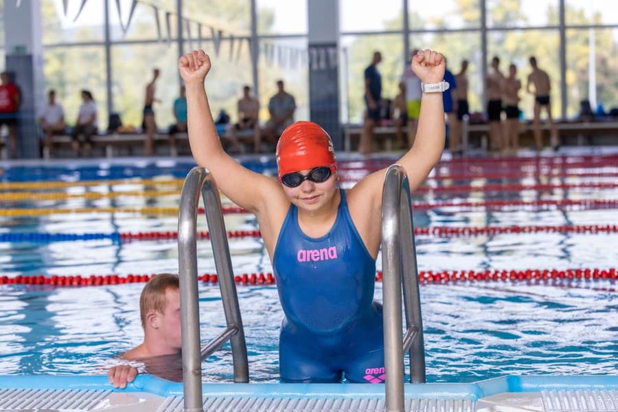 Vanda Kračunová, plavkyňa s Downovým syndrómom, patrí do svetovej plaveckej špičky medzi športovcami s intelektuálnym znevýhodnením.