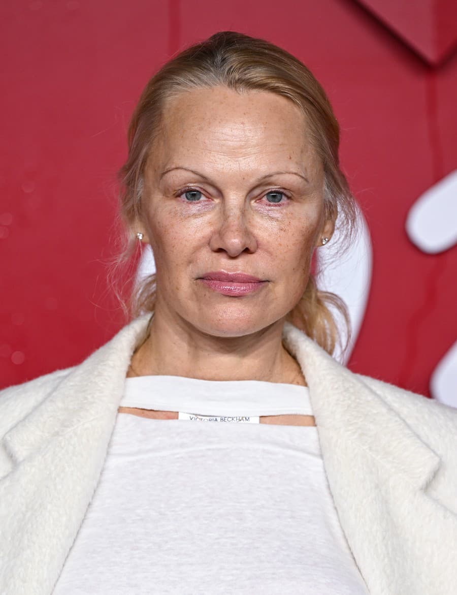 Pamela Anderson žiarila aj