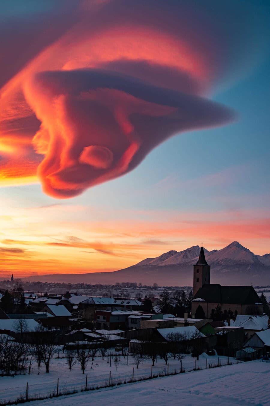 Foto mraku typu Altocumulus