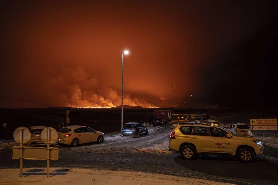 Erupcia sopky v Grindavíku