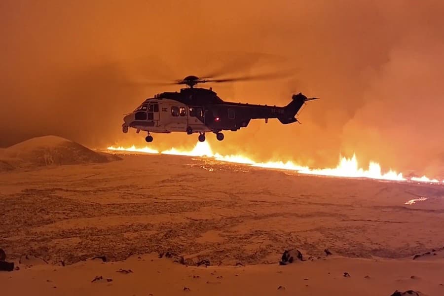 Erupcia sopky v Grindavíku