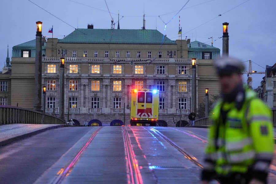 Polícia pozná totožnosť všetkých