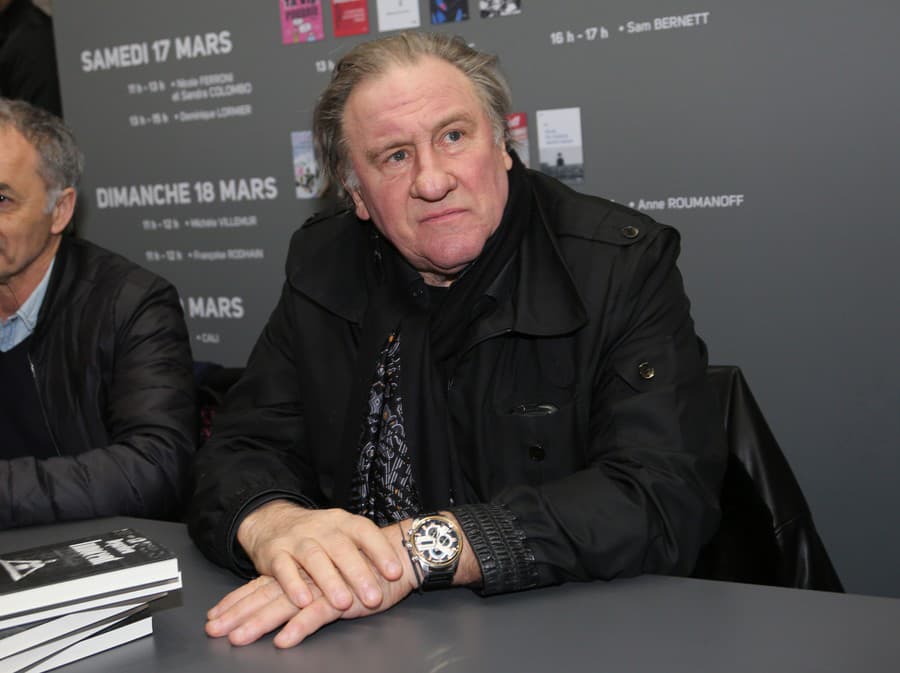 Herec Gérard Depardieu čelí