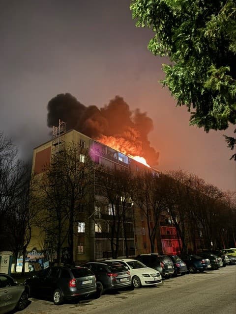 Novoročný požiar vyhnal v Ružinove