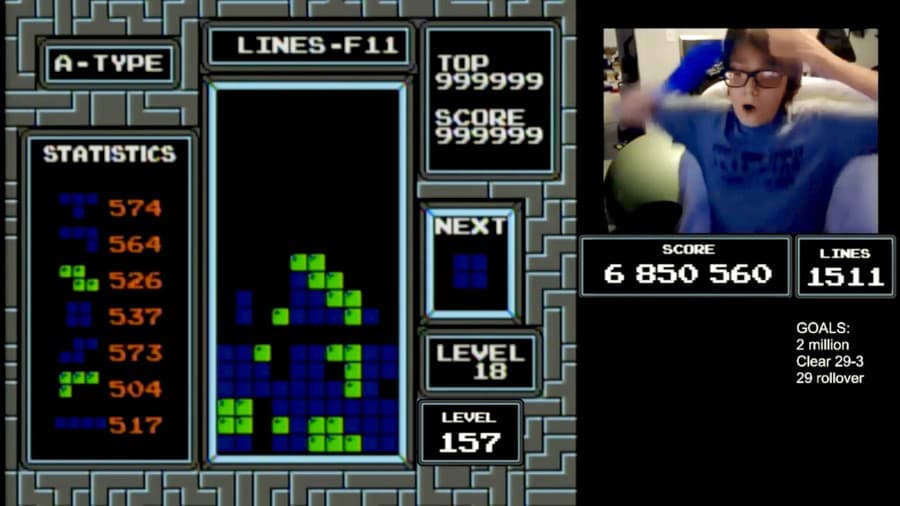 Mladíkovi trvalo 38 minút, kým mu Tetris zamrzol na 157. úrovni