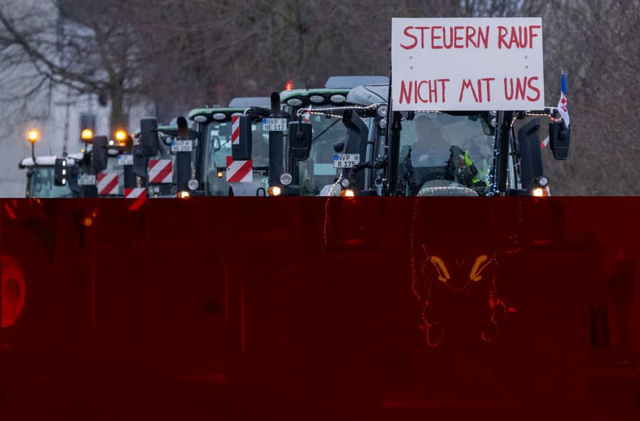 Nemeckí poľnohospodári protestujú proti