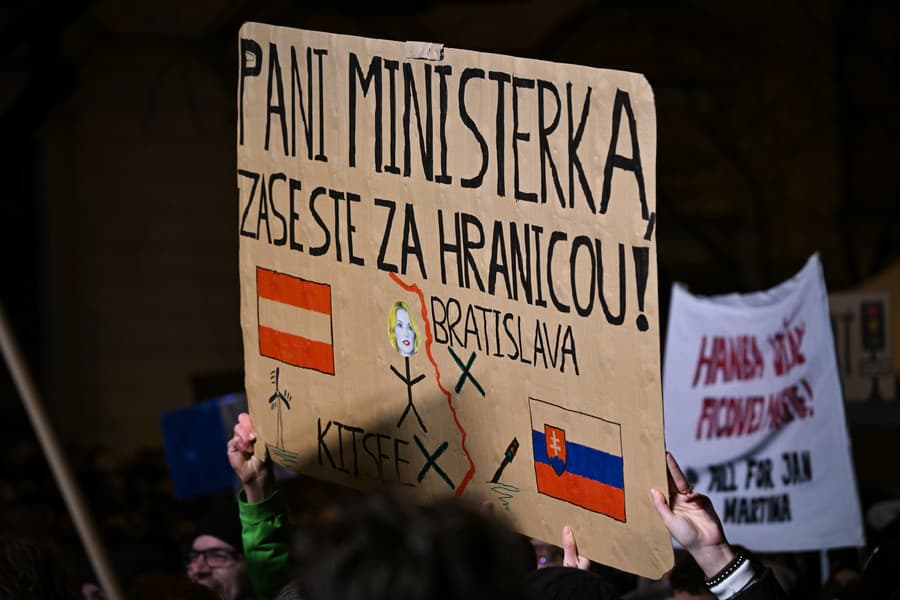 Protestné zhromaždenie SaS, PS