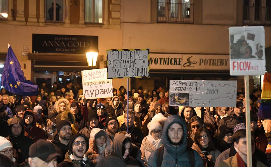 Protestné zhromaždenie SaS, PS