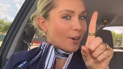 Caroline pracuje pre spoločnosť Fort Lauderdale a rada sa na sociálnych sieťach podelí o svoje skúsenosti.