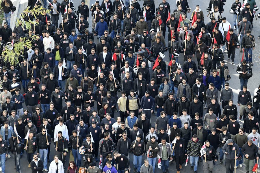 V Aténach protestovalo 