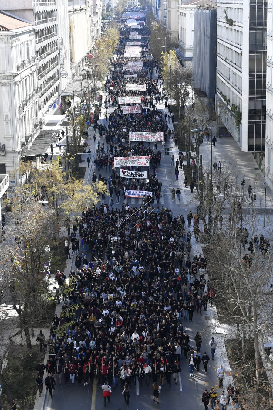 V Aténach protestovalo 