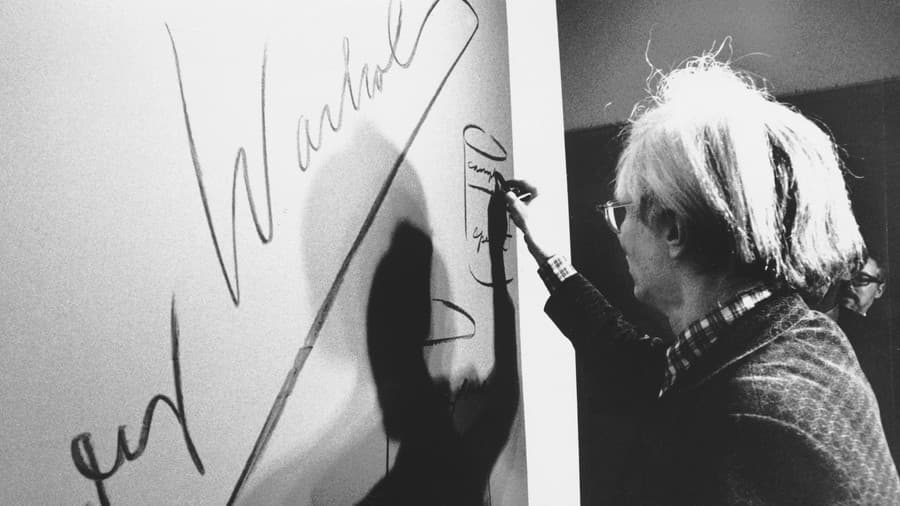 Výtvarník Andy Warhol bol