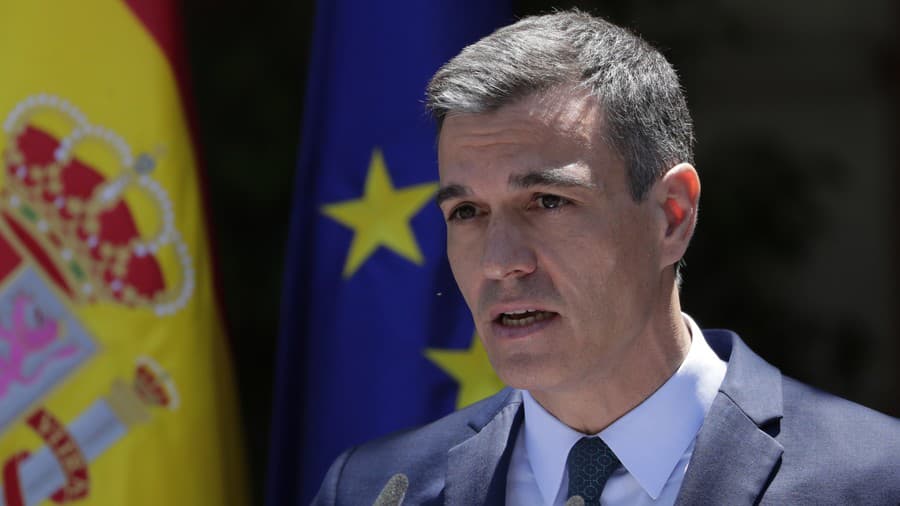 Španielsky premiér Pedro Sánchez