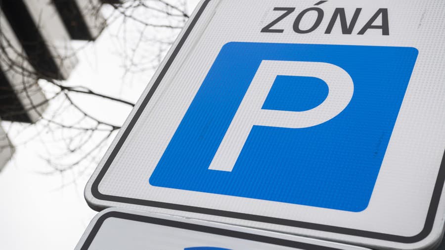 Regulované parkovanie so systémom PAAS v Bratislave