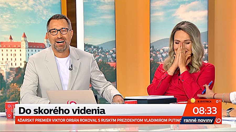 V práci je obklopený ľuďmi. Užíva si, keď sa doma zatvorí v izbe a ponorí sa do ticha.