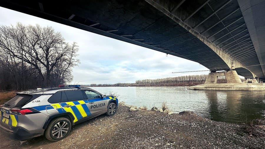 Polícia stále pátra po