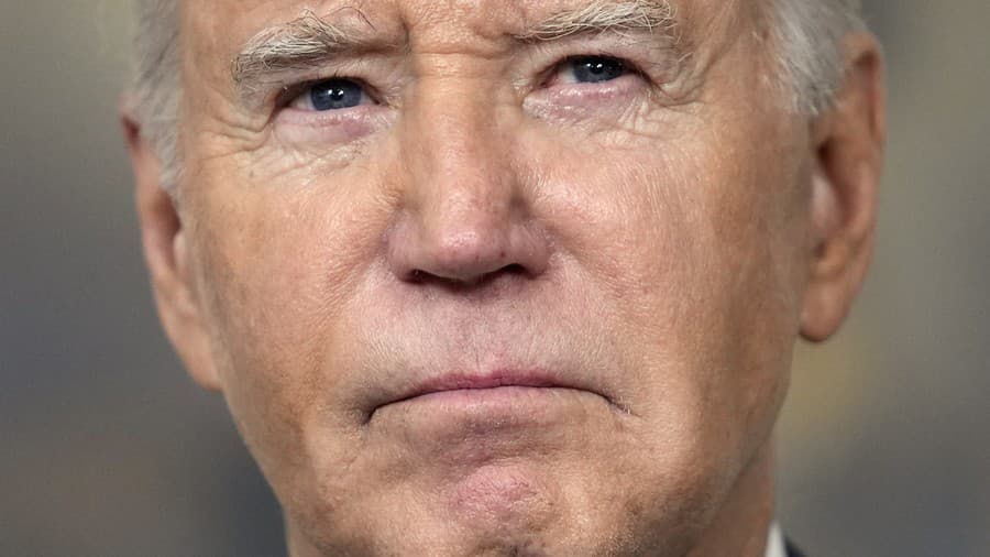 Demokrat Biden kritizoval nedostatok