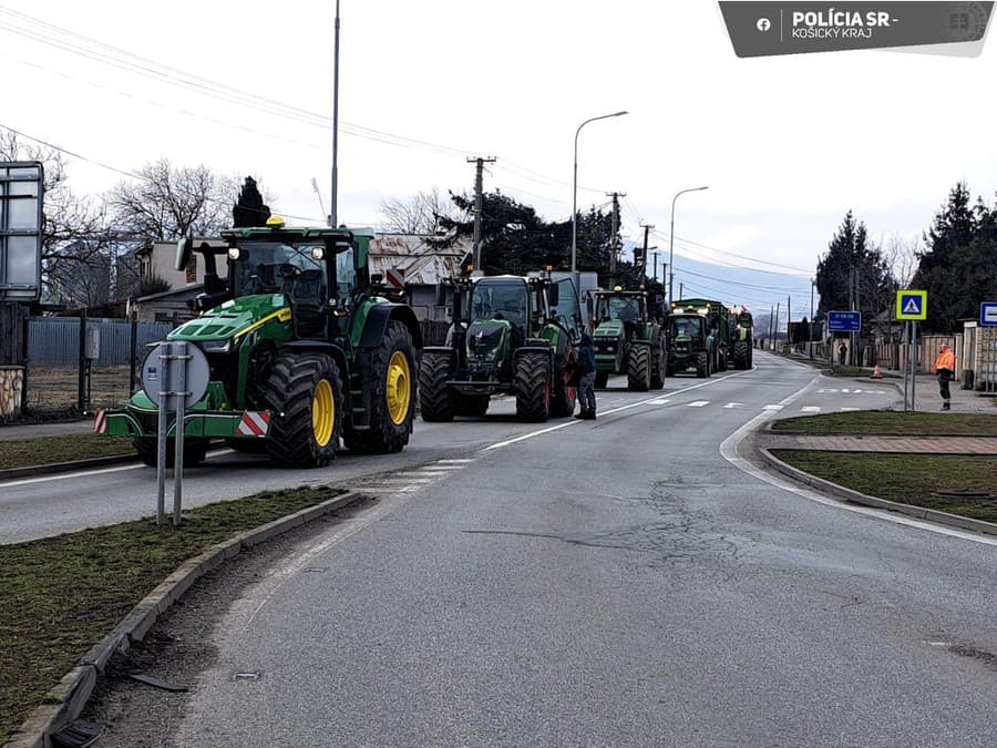 Protestujúci farmári a poľnohospodári