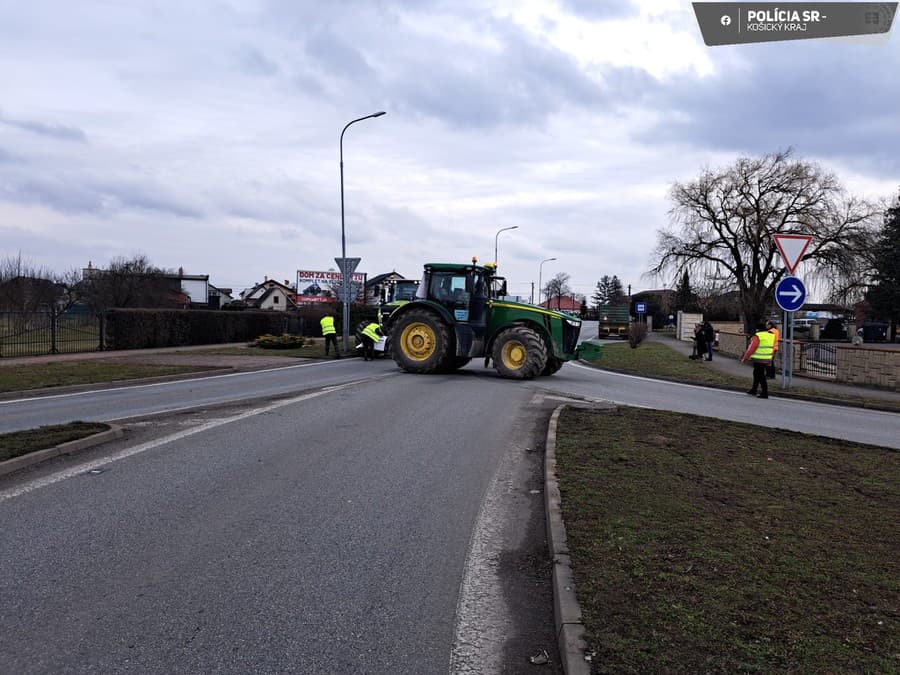 Protestujúci farmári a poľnohospodári