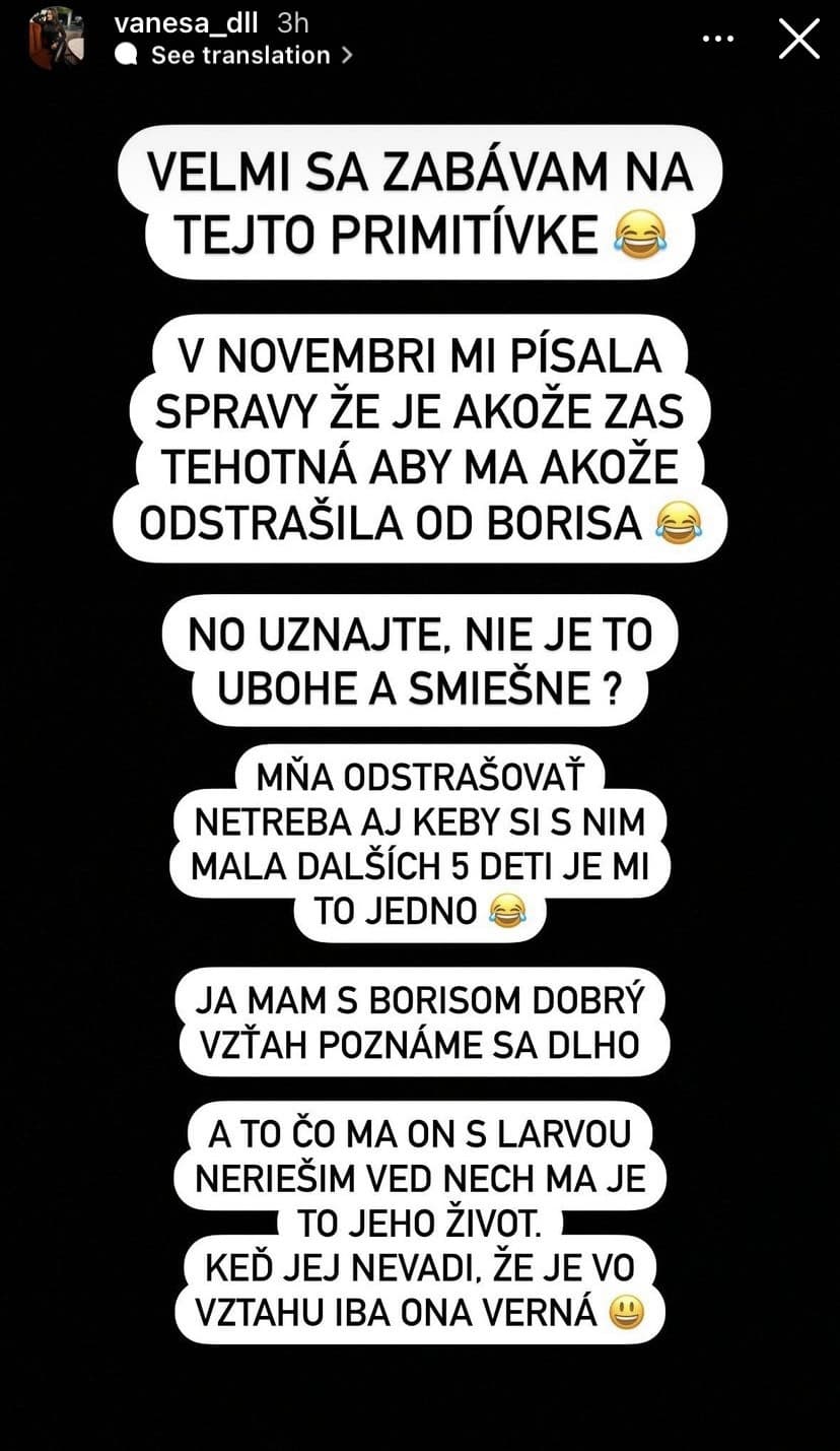 Kollárove mamičky Laura a Vanessa si cez sociálnu sieť Instagram posielali drsné odkazy.