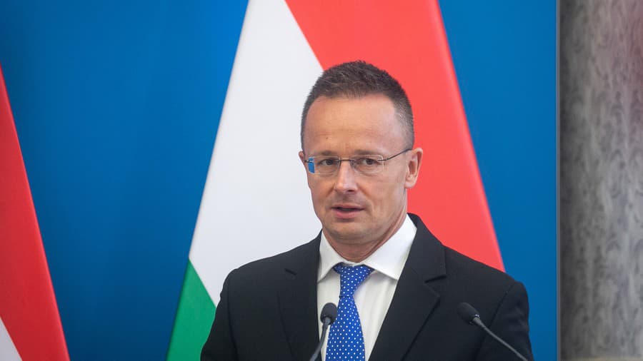 Na snímke maďarský minister