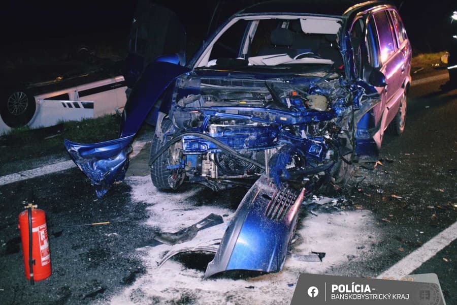 Mrazivá nehoda v smere od Rimavskej Soboty na Lučenec.