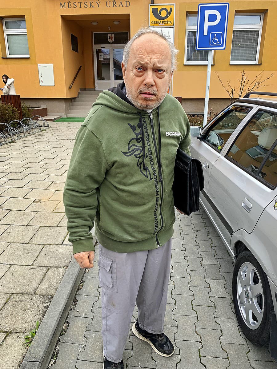 Antonín (66), Hluk, Česko