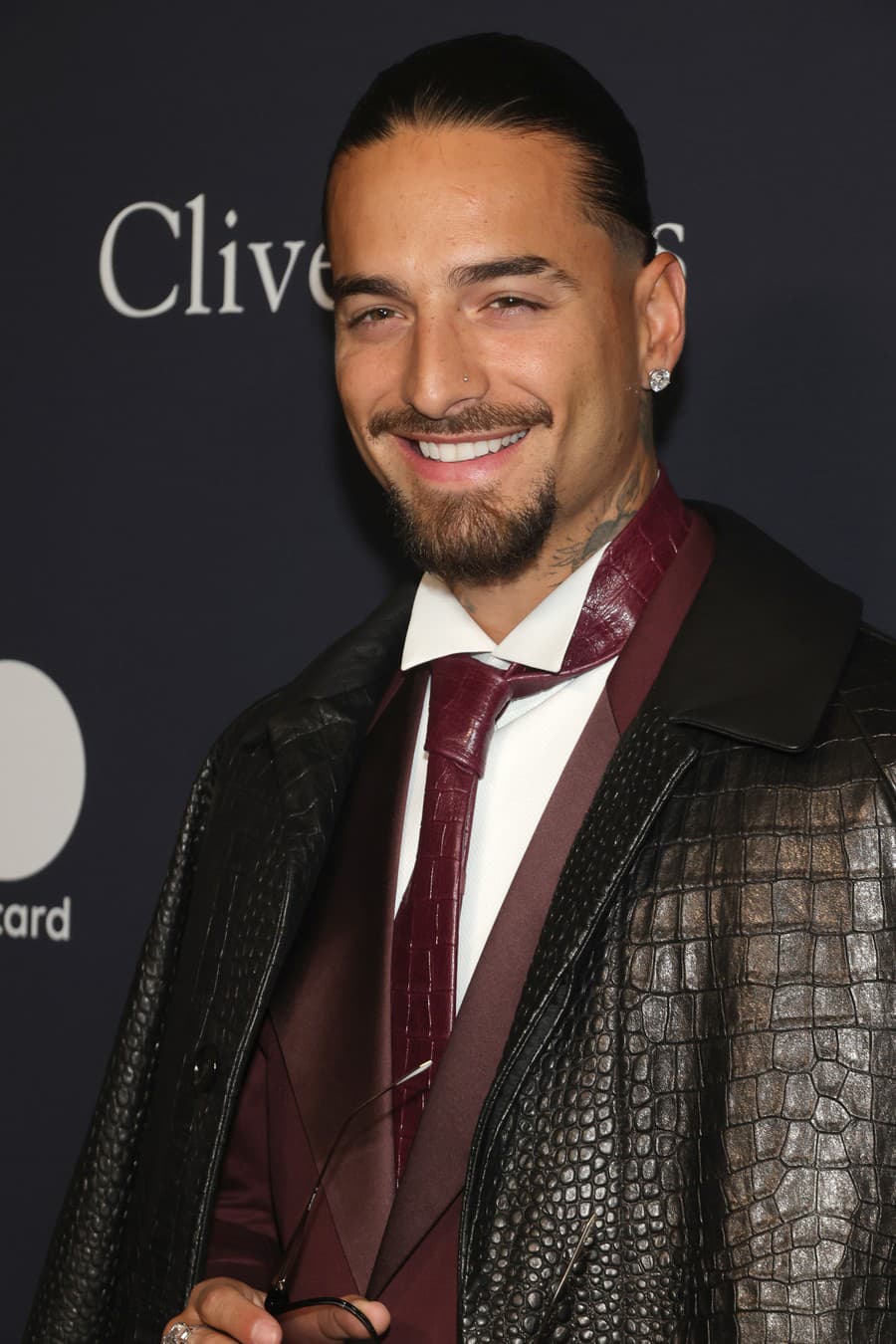 Maluma sa stal otcom.