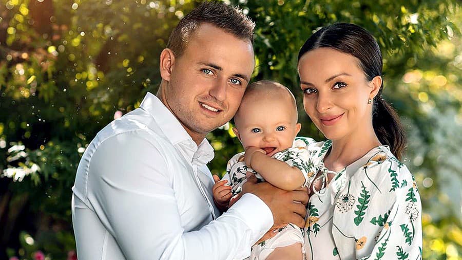 Keď mala Linda vyše roka, dvojica išla od seba.