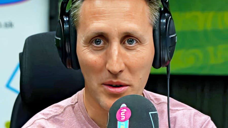 Matej je známy svojím ostrým jazykom.