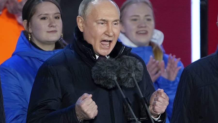 Vladimir Putin oslavuje ďalšie