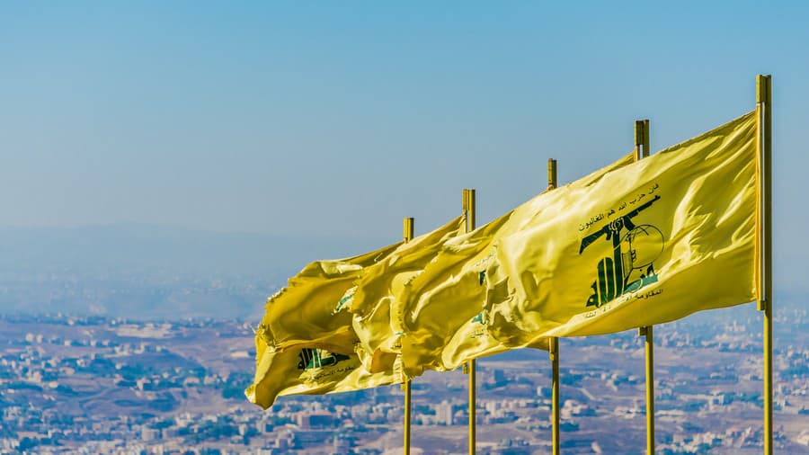 Vlajky hnutia Hizballáh (ilustračné