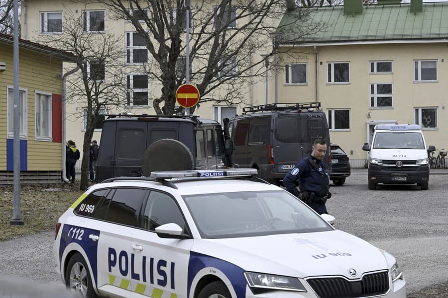 Fínska polícia hlásila streľbu
