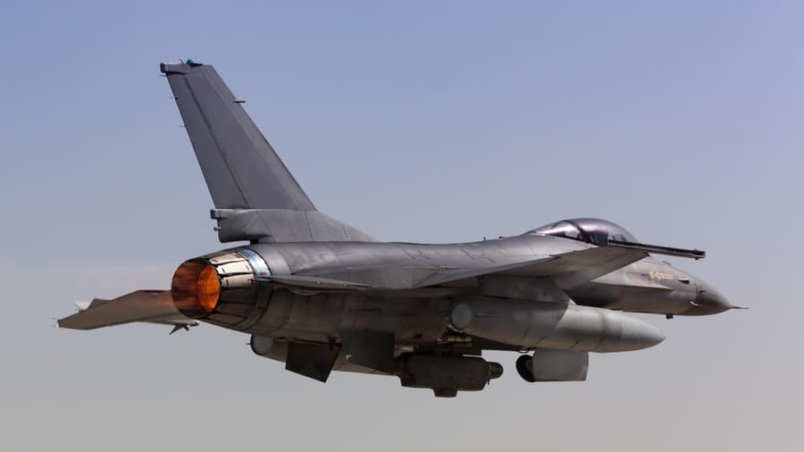 Stíhacie lietadlo F-16 (ilustračné