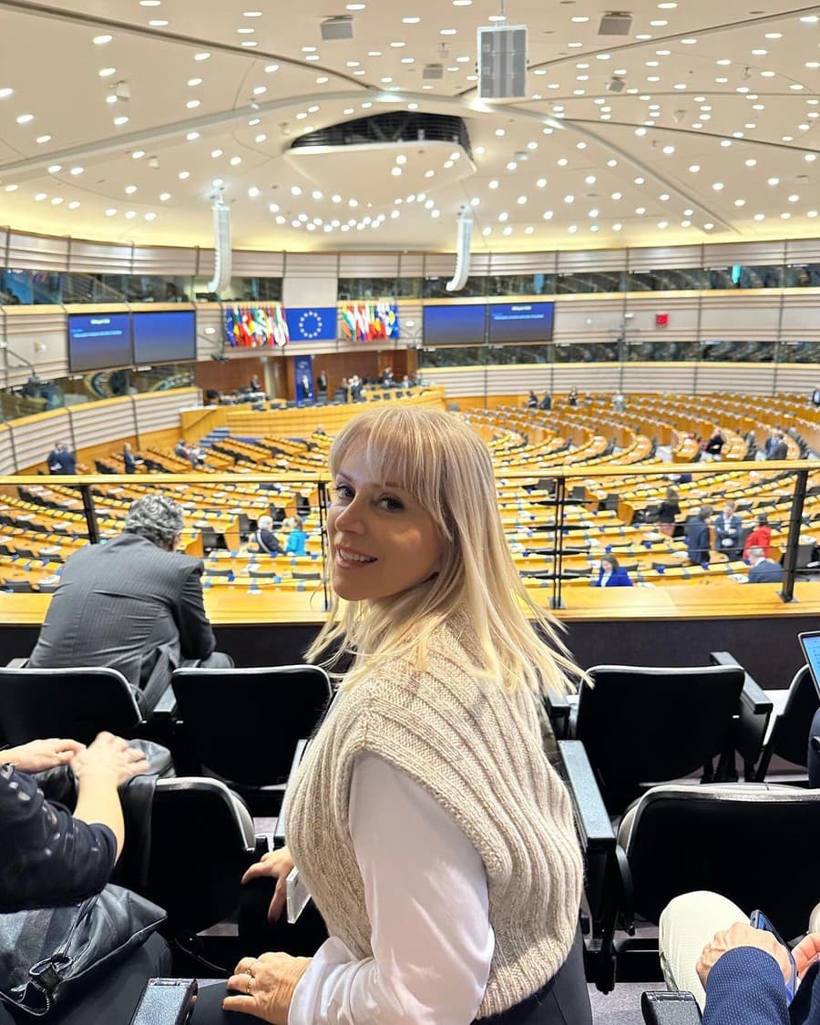 Zuzana Vačková v europarlamente.