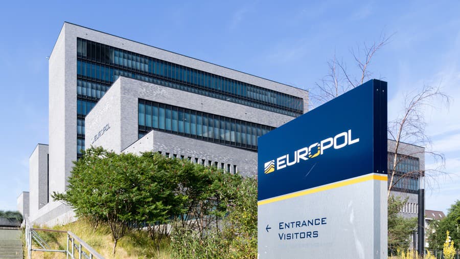 Europol ukončil činnosť globálnej