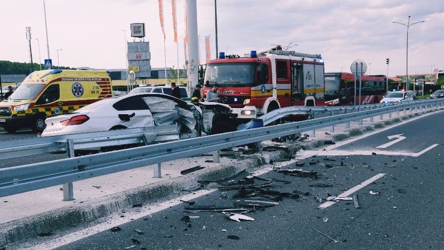 Vodič BMW neprispôsobil rýchlosť