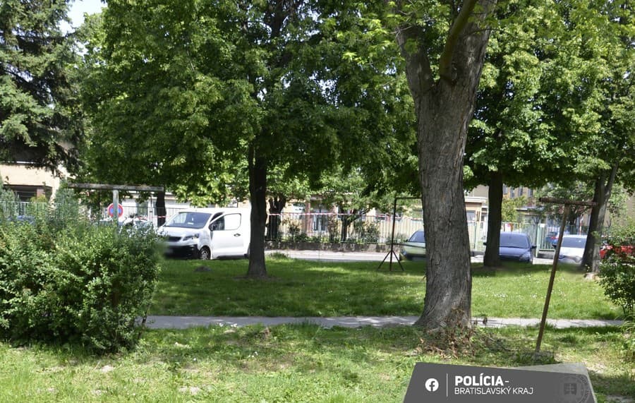 Polícia obvinila dvoch mužov zo sobotňajšej lúpeže v bratislavskom Vlčom hrdle