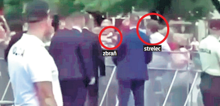 Na tomto zábere vidieť strelca so zbraňou, z ktorej vyšlo 5 výstrelov.