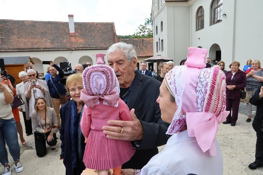 Herec bol z priazne ľudí nadšený. 