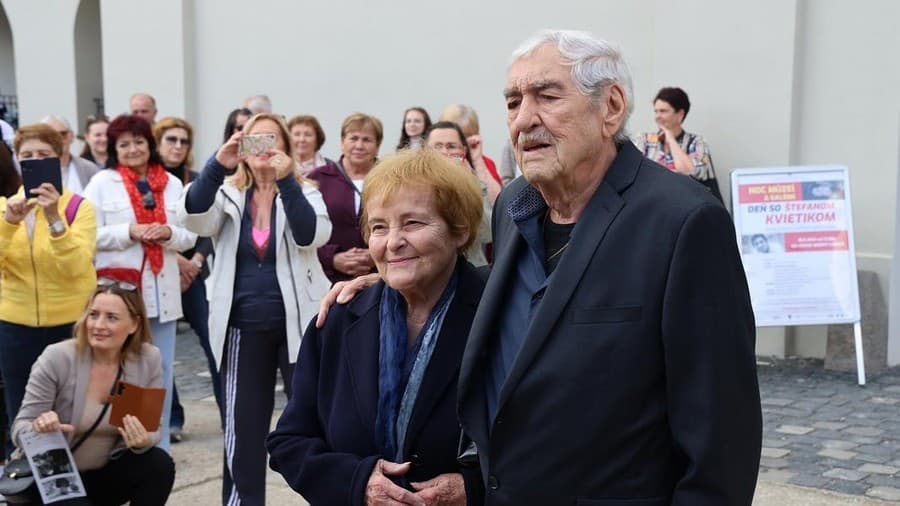 Kvietikovou najväčšou oporou je jeho žena Eva. 